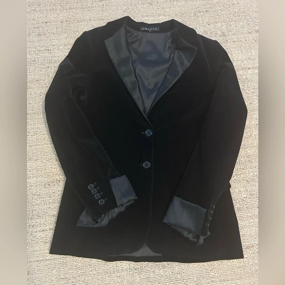 Theory Black Velvet and Satin Blazer Size 12 - Picture 1 of 16